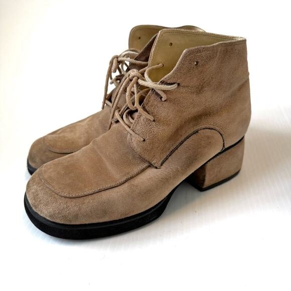 Vintage HD2 Studio suede chunky heel square toe lace up short boots size 7 tan - Picture 1 of 9